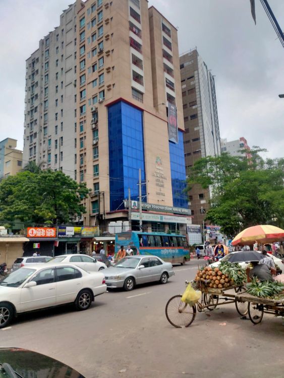 Dhaka Central International Medical College Photo One