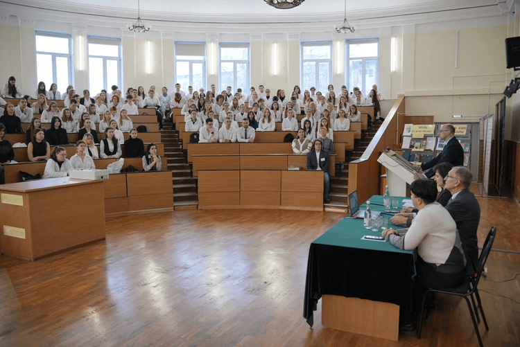 Privolzhsky Research Medical University Photo Two